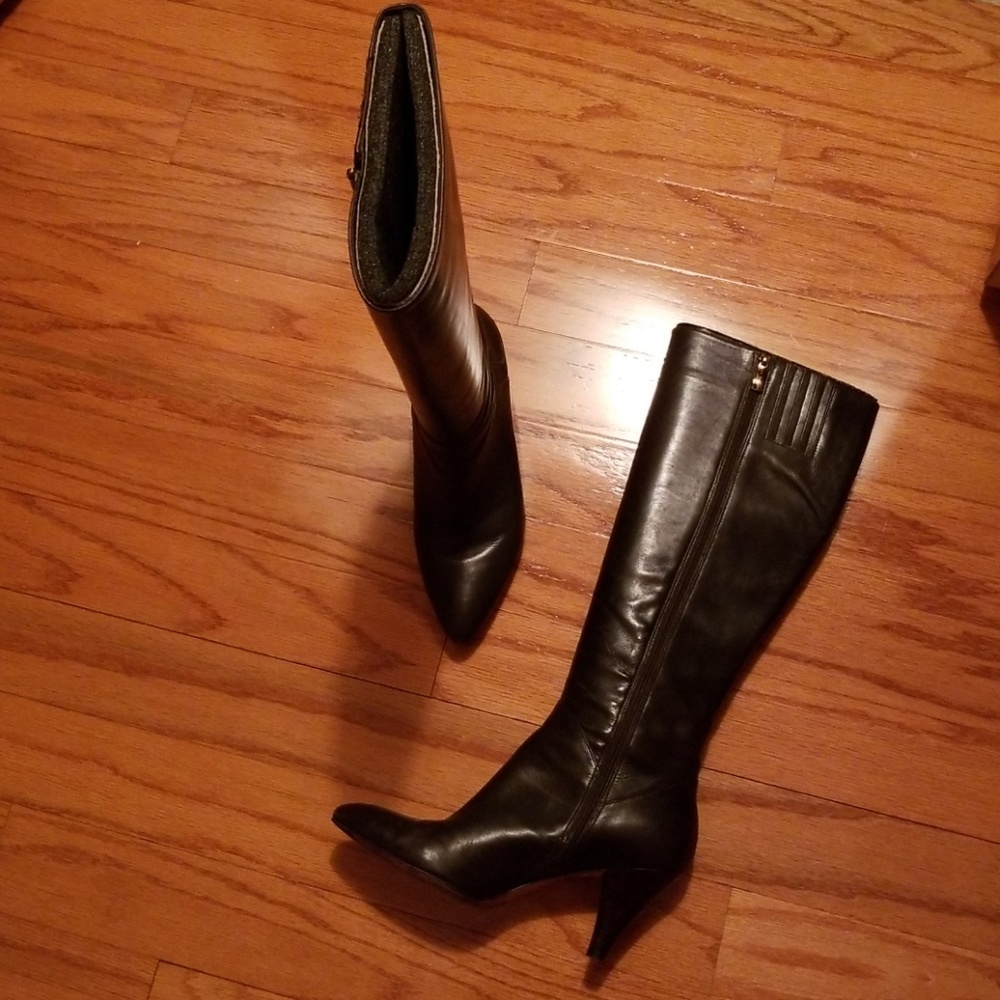 Via Spiga brown heel boots